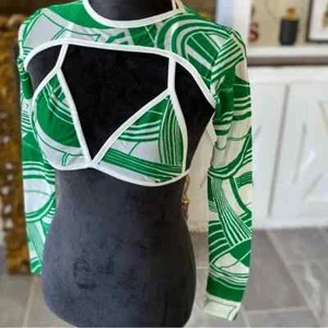PrettyLittleThing Shaped Green Flocked Mesh Bralet Overlay Crop Top - Picture 1 of 16