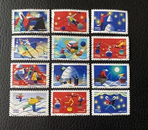 Série « Mon carnet timbres féerique » - 12 timbres France 2022 - P16 - Foto 1 di 1
