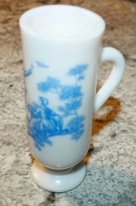 Vintage 1960s White AVON Milk Glass Demitasse Footed Cup Victorian Excellent Con - Picture 1 of 5