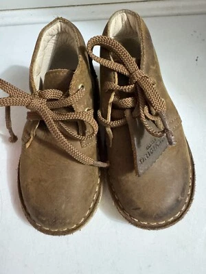 Clarks Original for Toddlers Size 6W Desert Chukka Boots Brown Leather Shoes - Image 1 of 4
