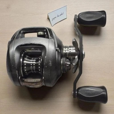 DAIWA Baitcast Reel STEEZ 103H RH Right 6.3:1 Star Drag Freshwater Fishing Exc++ - image 1 of 4