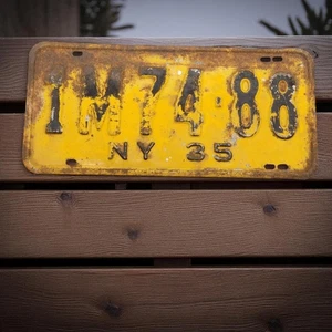 New York License Plate Tag # 1M74-88 1935 Black/Yellow Decent Cond. Minor Rust - Picture 1 of 1