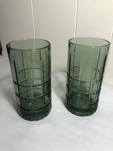 (2) Vintage Retro Anchor Hocking Olive Green TARTAN PLAID 6" Tumblers/Glasses - Picture 1 of 4