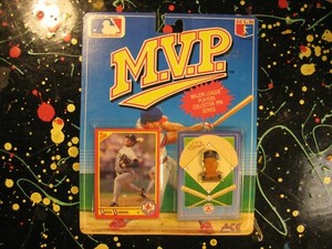 Roger Clemens 1990 Ace Novelty MVP Score Baseball Card & Pin Set Carded