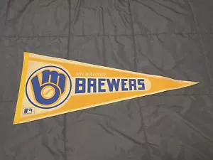 Vintage Milwaukee Brewers MLB Authentic Full Size Felt Pennant 30” - Picture 1 of 7