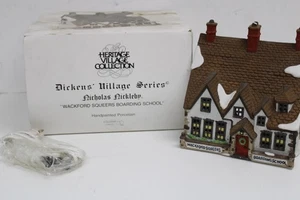 Serie Dickens Village Dept 56 - Internado Wackford Squeers 5925-0 RETIRADO - Imagen 1 de 10