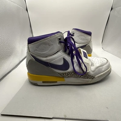 Zapatos Nike Air Jordan Legacy 312 Lakers Talla 6Y Juveniles Usados Foto 1 de 4
