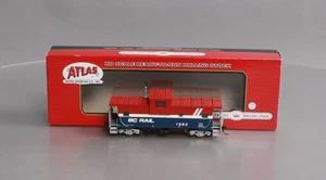 Atlas 20003102 HO British Columbia Railway Extended-Vision Caboose Car #1880 NIB - Picture 1 of 12