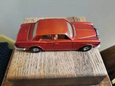 VINTAGE CORGI ROLLS ROYCE CORNICHE RED DIECAST CAR 5 1/2 INCHES - Image 1 of 4