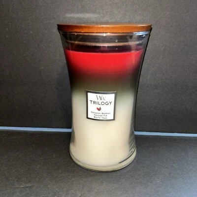 Vela grande WoodWick Trilogy 21,5 OZ bayas carmesí frasier abeto teca blanca  Foto 1 de 4