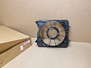 Honda Civic Mk8 2005-2012 Condenser Fan Shroud 38615-RSR-E01 Genuine NEW OEM - Picture 1 of 13