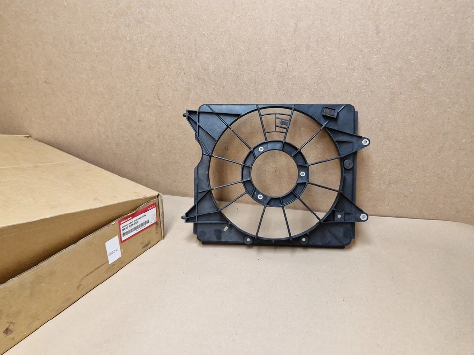 Honda Civic Mk8 2005-2012 Condenser Fan Shroud 38615-RSR-E01 Genuine NEW OEM - Image 1 of 4