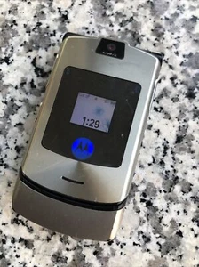 motorola razr v3i - Foto 1 di 3