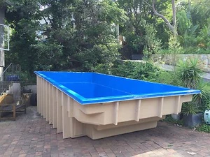 FRANKS FIBREGLASS POOLS / Swimming Pools / Kit Pools / Above Grnd 7 x 3.5mtr - Picture 1 of 9