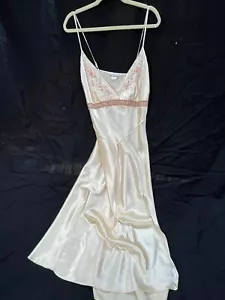 Linea Donatella Brocade Lace Soft Satin Floral Nightgown Champaigne Large - Picture 1 of 4