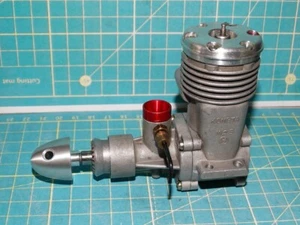 "Cometа" 5-cubic motor USSR tested at the stand - Picture 1 of 4