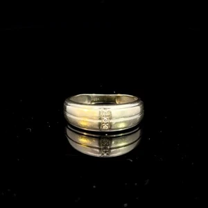 Unisex Gold-Diamond Wedding Band 3 Diamonds .03 Carat T.W. 10K White (SB1101758) - Picture 1 of 5