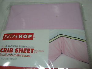New Skip * Hop Flower Burst Collection Crib Sheet - Solid Pink 28x52 - NIP