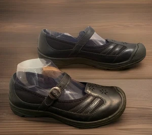 KEEN Black Leather Mary Jane Shoes Womens Size 8 US 38.5 EU Buckle Casual - Picture 1 of 15