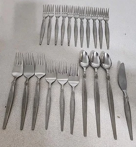 Eldan Stainless Japan PEERESS Pattern 21 Pc. Lot Of Preowned Flatware  - Picture 1 of 12