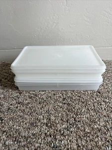 TUPPERWARE #794 CONTENITORE PORTA CARNE/PANCETTA SALUMI CON GUARNIZIONE SET DI 2 NOS - Foto 1 di 9