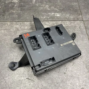 OEM 2015 - 2021 PORSCHE MACAN Rear Body Computer Control Module BCM - Picture 1 of 5