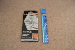 12 Reeves sketching pencils (4h to 6b ) + 4 RNLI yacht dot hb pencils - Picture 1 of 2
