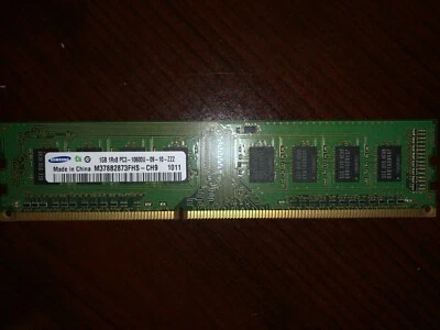 Samsung M378B2873FHS-CH9 PC3-10600U-09-10-ZZZ 1GB Memory RAM - Image 1 of 2