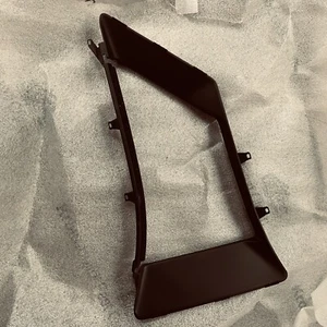 BMW I3 FRAME WINDOW C-PILLAR RIGHT 51437306906 - Picture 1 of 3