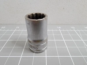 Snap-On Tools 9/16 inch Shallow Socket Chrome 12 Point 1/2 Drive SW181 USA Made - Picture 1 of 13