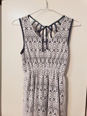 Bonnie Jean Girls' White Floral Dress w/ Dark Blue Romper inside Size 14 - Image 1 of 3