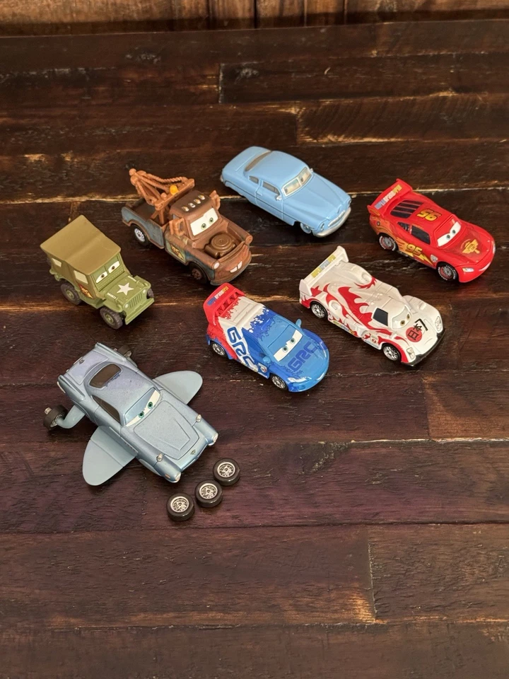 Disney Pixar Cars Lot of 7 Loose Toy Cars 1.55 * Read Description - Image 1 of 4