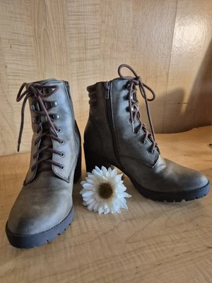 Bota Bronx Verde Militar Tacón Marrón. Foto 1 de 4