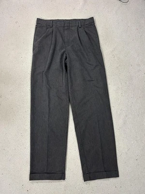 Pantalones chinos Dockers para hombre 32x32 gris defensor de manchas plisados con puños Foto 1 de 4
