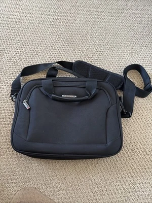 Samsonite Laptop Messenger Bag Black Business Travel Carry-On Shoulder Strap - Image 1 of 3
