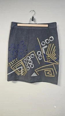 Falda Peter Nygard Recta Bordada Geométrica Cremallera Lateral Talla 12 Gris Carbón Foto 1 de 4