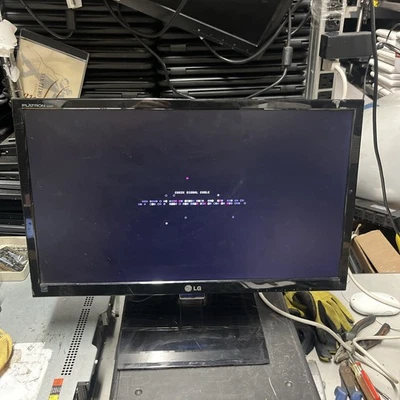 LG Flatron LG LED LCD Monitor E60 Series E2260V thin panel monitor with adapter - image 1 of 4