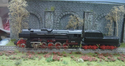 Trix Express HO 2215 Dampflok BR42 555 im falschen Karton  "Gebraucht"(198) - Bild 1 von 4