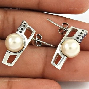 June Birth Pearl 925 Sterling Silver Sister Gift Bezel Stud Earrings - Picture 1 of 8