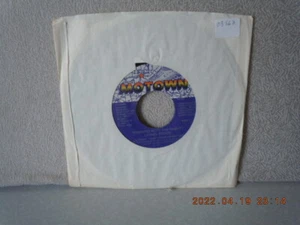 RICHIE,LIONEL 7"vinyl...RUNNING WITH THE NIGHT/SERVES YOU...MOTOWN...VG++...'82 - Picture 1 of 2