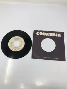 FLEETWOOD MAC - HOLD ME - 7" 45 VINYL RECORD - Picture 1 of 2