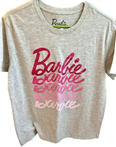 Barbie T-Shirt Unisex Erwachsene hellgrau mit rosa ombre Buchstaben "Barbie" - Bild 1 von 12