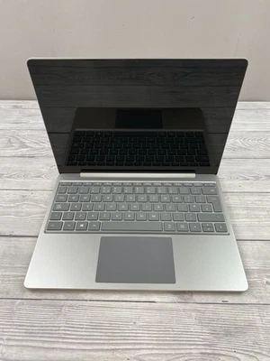 Microsoft Surface Laptop Go 1943 - Core i5 - 1035G1 - 16GB DDR4 - 256GB SSD - Image 1 of 4