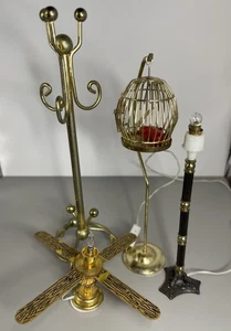 Puppenhaus Miniatur Messing Möbel Ventilator, Licht, Vogelkäfig, Garderobe - Bild 1 von 12