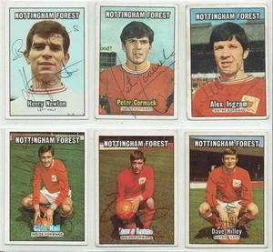NOTTS FOREST 1970 A&BC signed card lot ALEX INGRAM PETER CORMACK NEWTON HILLEY - Bild 1 von 2