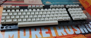 Commodore 128 Tastatur Keyboard intern with cord (funktioniert - fully working) - Picture 1 of 3