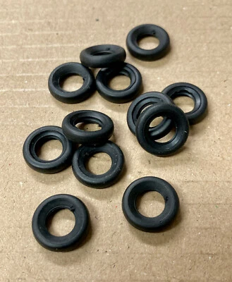 12 Neumáticos redondos lisos Corgi Toy 15 mm od - ver descripción para ajustes adecuados Foto 1 de 2