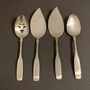 PAUL REVERE Oneida Community 4 Pc SERVING Set Flatware Slotted Spoon 2 Cake - Picture 1 of 12