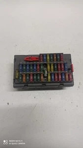 BOITIER MODULE FUSIBLE CITROEN JUMPY 9631527980 (C8A) - Picture 1 of 4