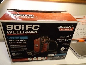 LINCOLN ELECTRIC 120V FLUX CORED WELDER 90i FC - Picture 1 of 9